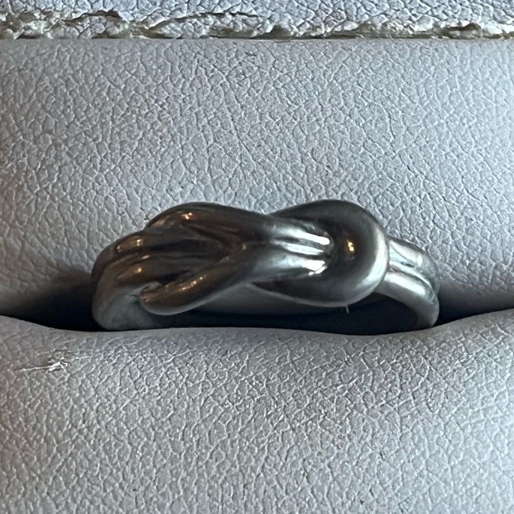 ❤️‍🔥BOGO FREE vintage Silver Knot Chunky Ring US 8 unisex
